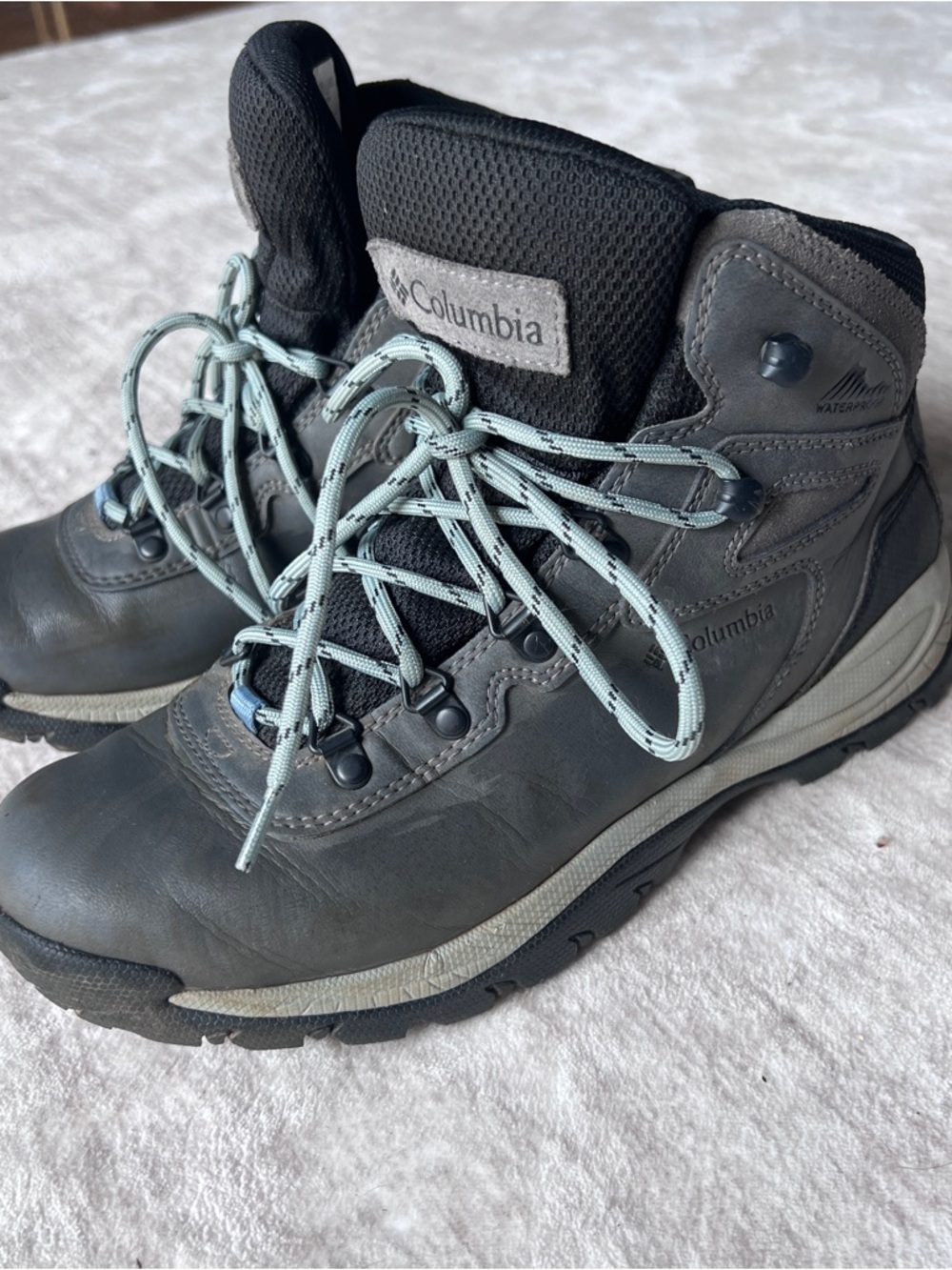 Columbia Gray Hiking Boots with Light Blue Laces
